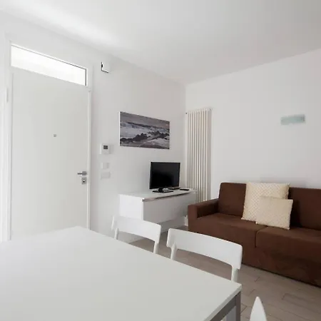Vacanza Wanda Apartment Levanto